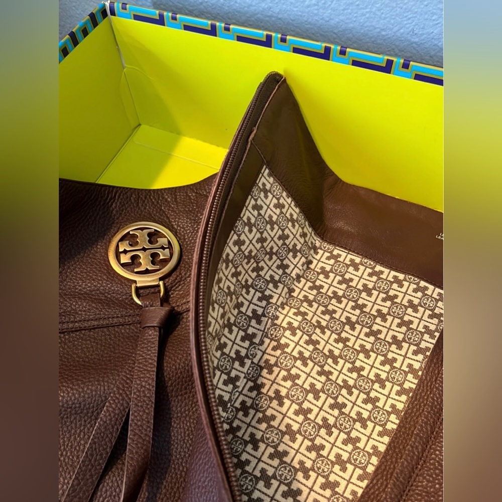 TORY BURCH ❤️❤️🆕 BENTON TASSEL TALL BOOTS 8 👢 - Picture 7 of 7